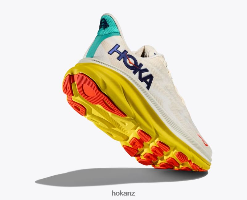 Hoka Men Clifton 9 482TD412 Eggnog/Passion Fruit